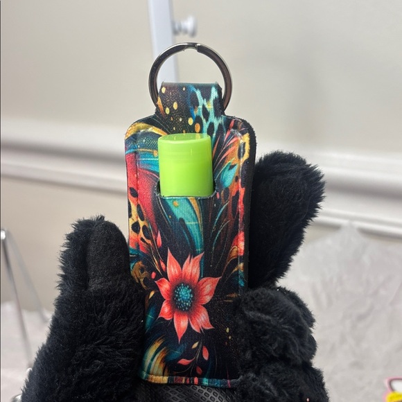 🔥HELLO KITTY LIP-CARE: LIPGLOSS, LIP BALM BUNDLE - Picture 6 of 12